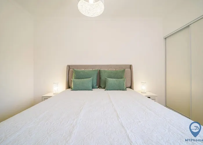 Bordalo By Mtphomes *